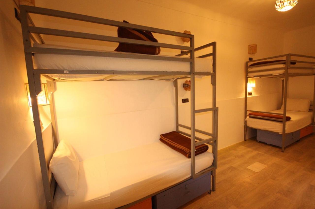 El Boussouni Hostel มาร์ราเกช ภายนอก รูปภาพ