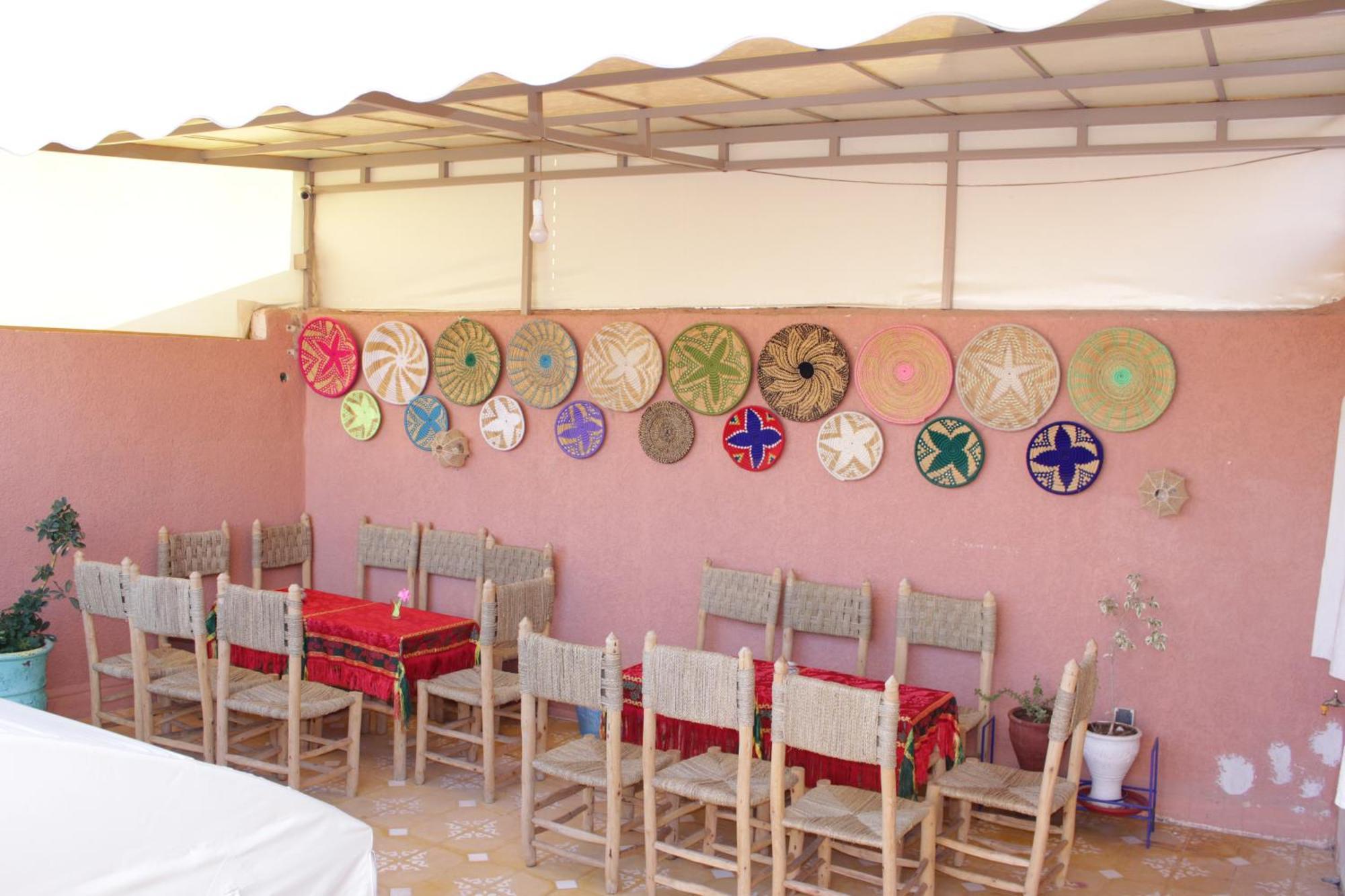 El Boussouni Hostel มาร์ราเกช ภายนอก รูปภาพ